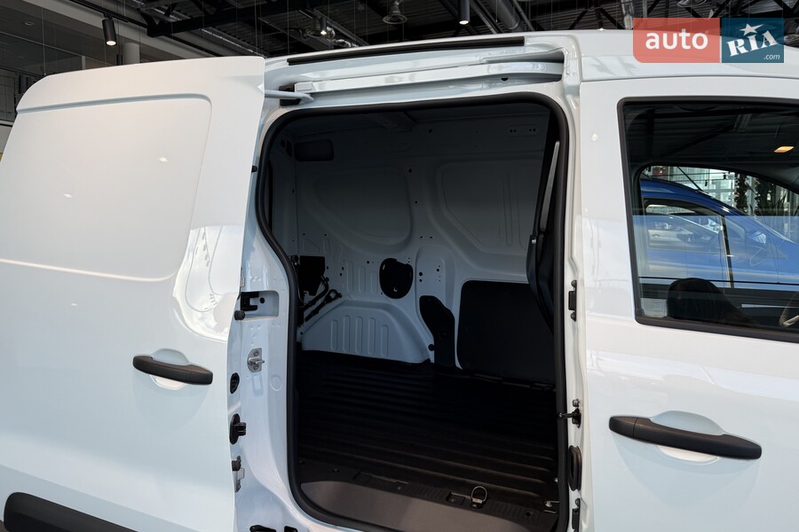 Renault Express Van - фото 12