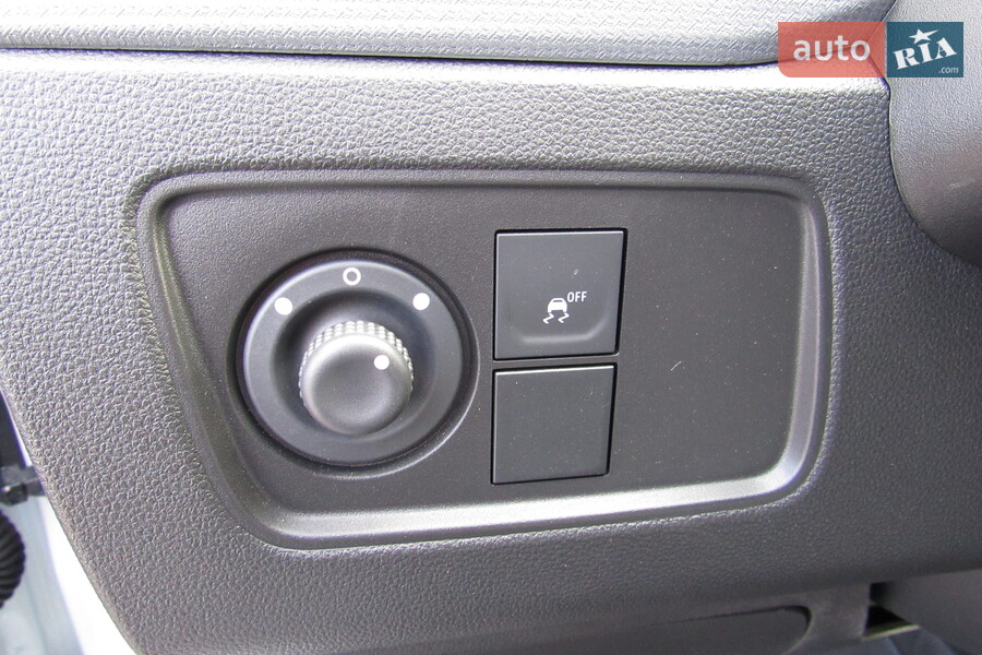 Renault Express Van - фото 24