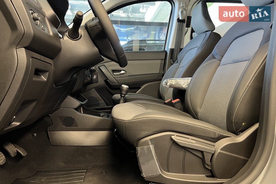 Renault Express - фото 21