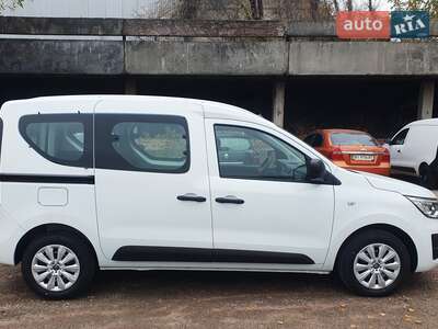 Новий Renault Express 2025 - фото 4