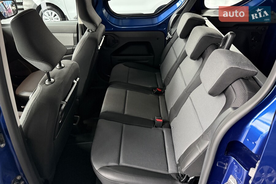 Renault Express - фото 24