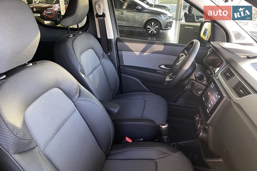 Renault Express - фото 13