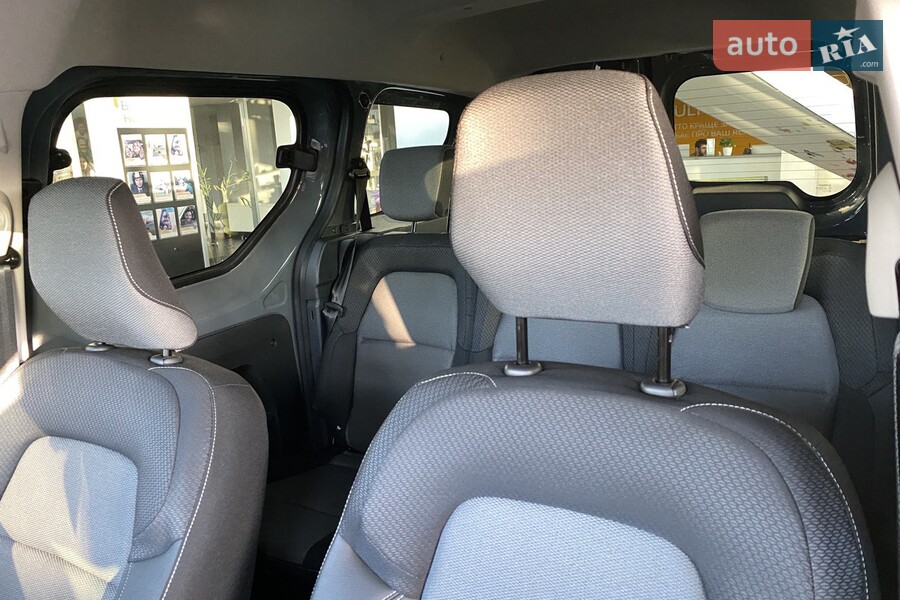 Renault Express - фото 17