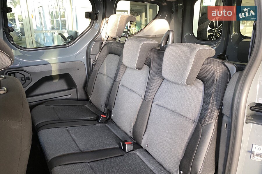 Renault Express - фото 16