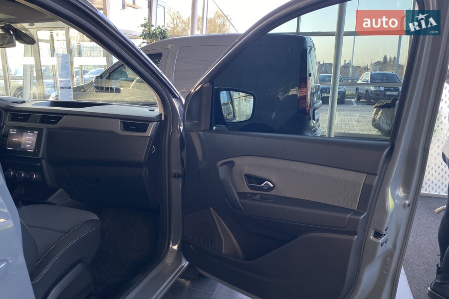 Renault Express - фото 19