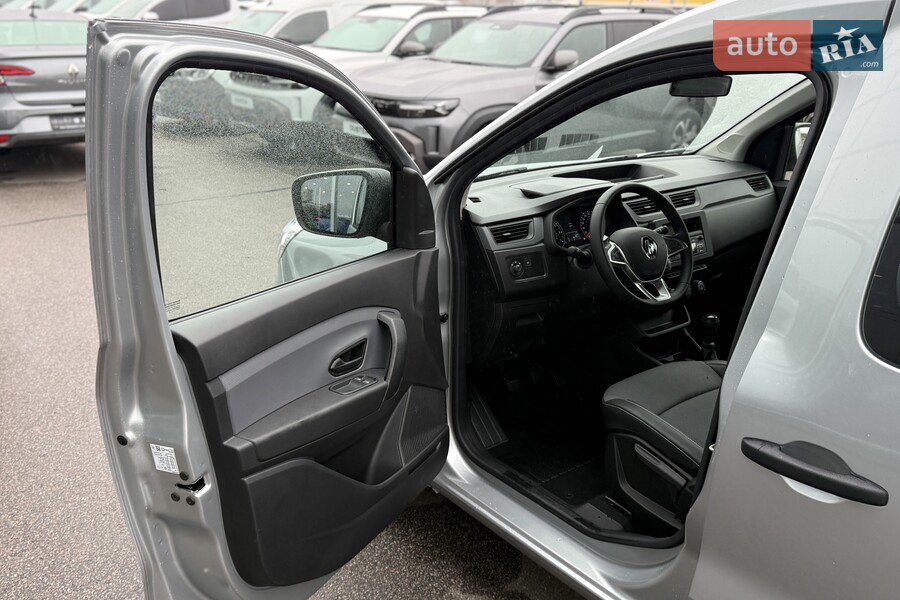 Renault Express - фото 9