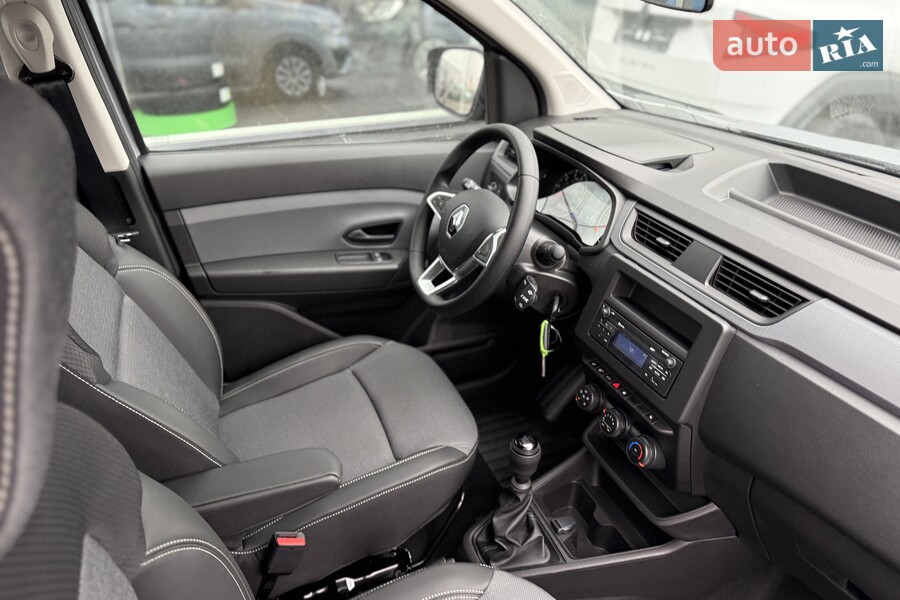 Renault Express - фото 13