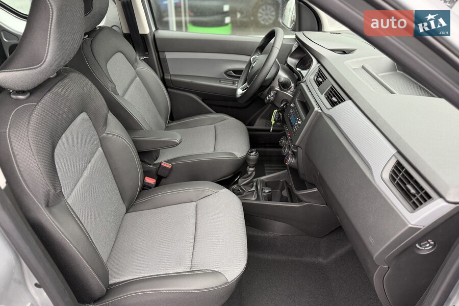 Renault Express - фото 18