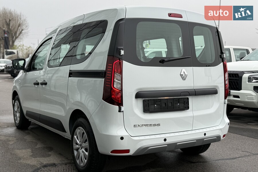 Renault Express - фото 8