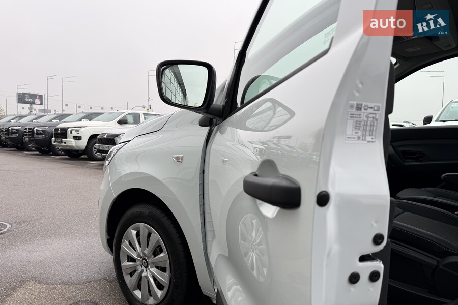 Renault Express - фото 10