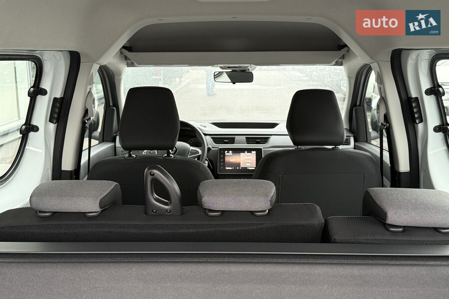 Renault Express - фото 18