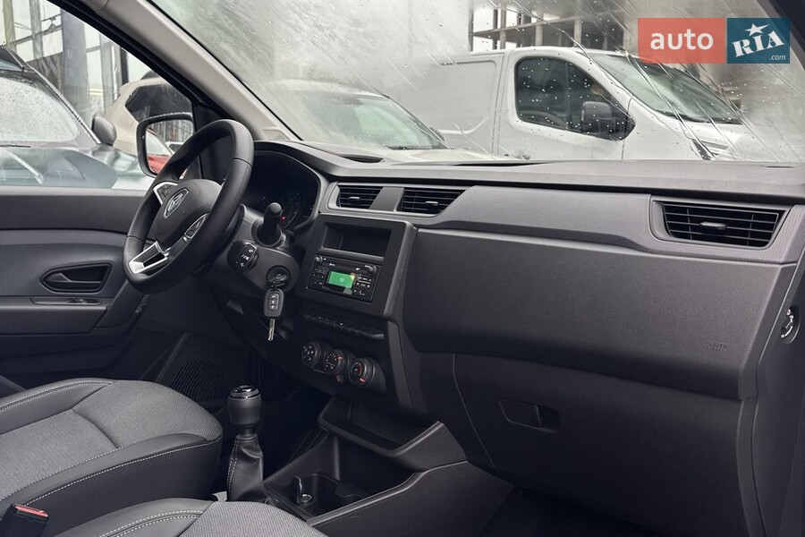 Renault Express - фото 10