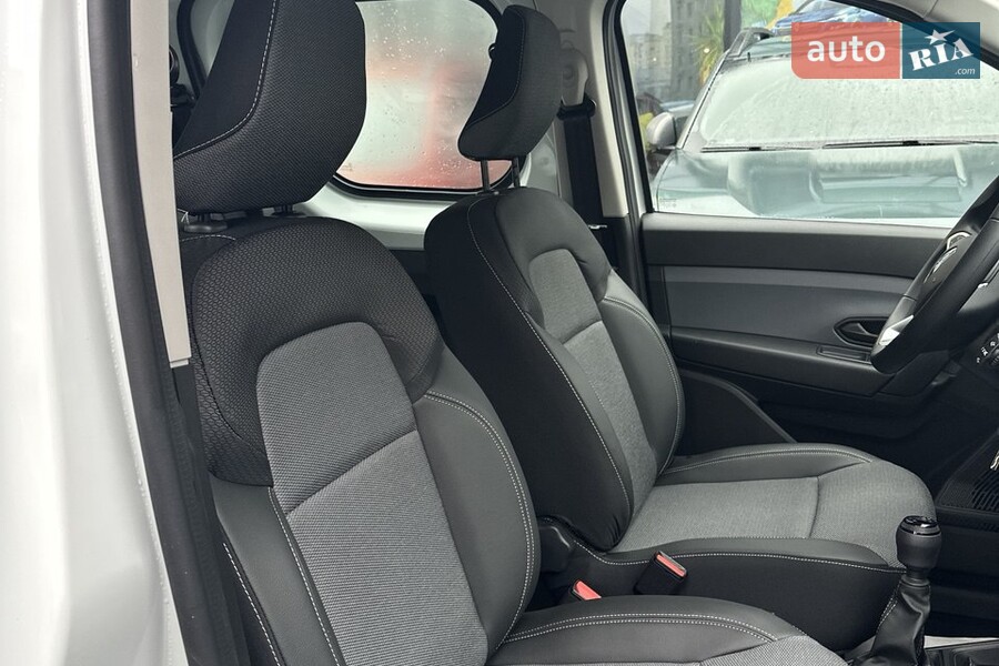 Renault Express - фото 9