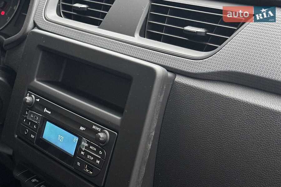 Renault Express - фото 15