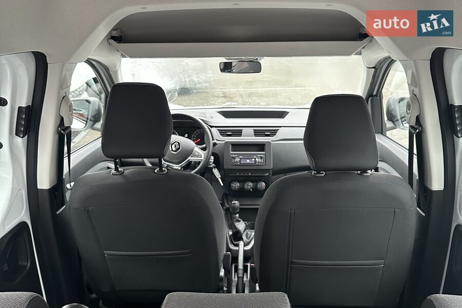 Renault Express - фото 24