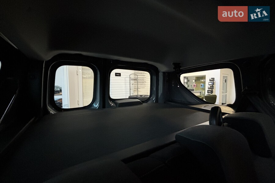 Renault Express - фото 14