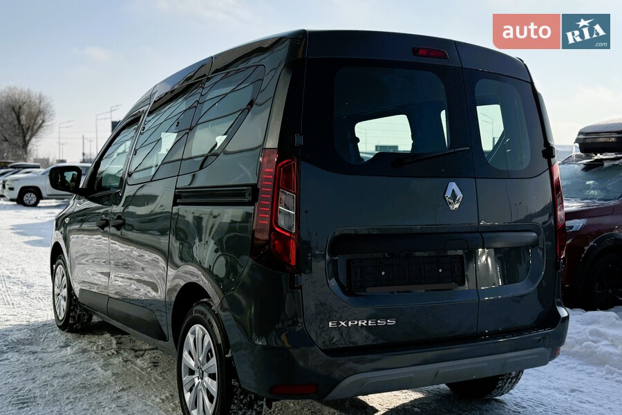 Renault Express - фото 6