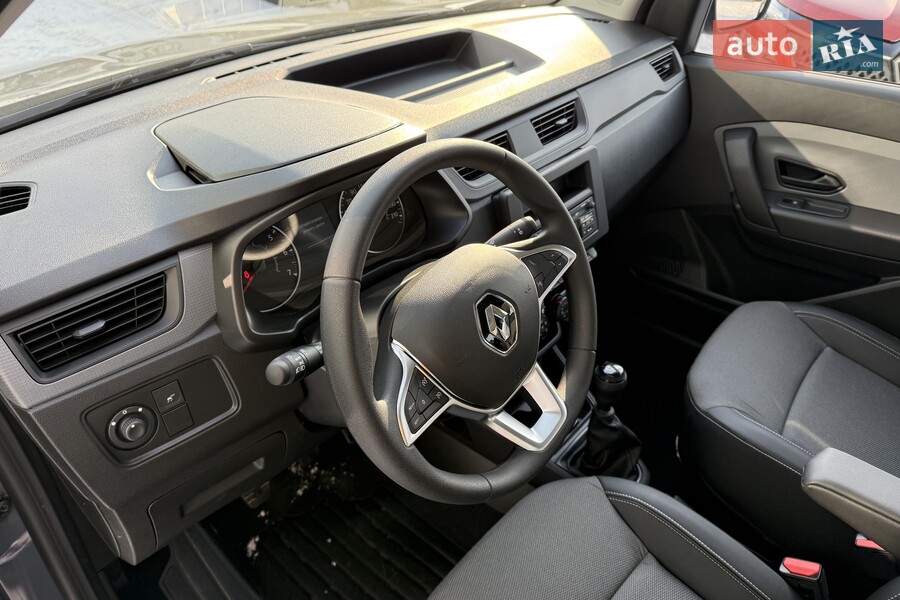 Renault Express - фото 13