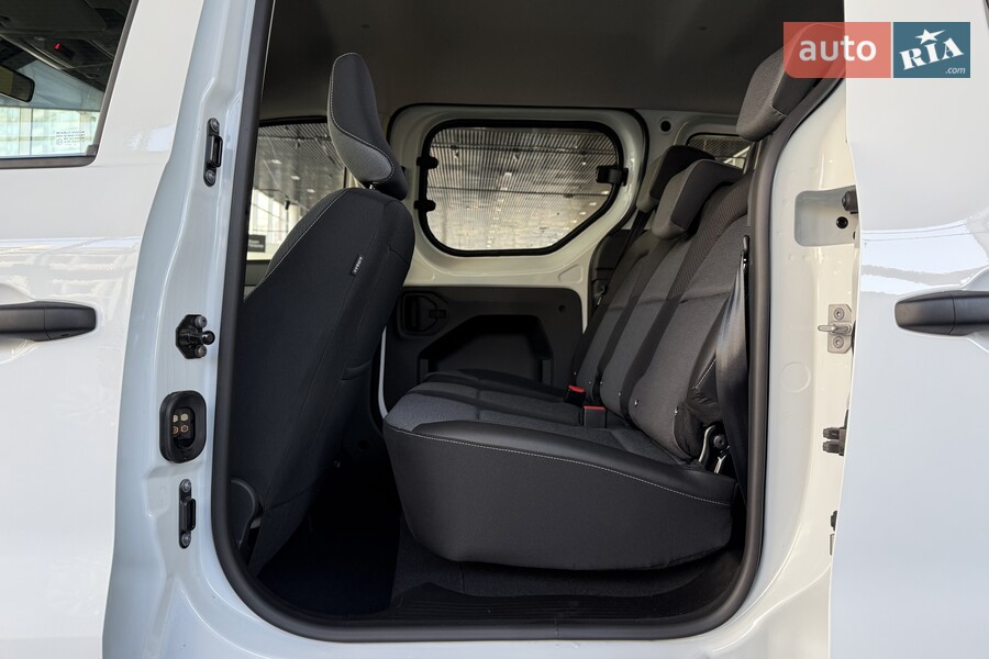 Renault Express - фото 11