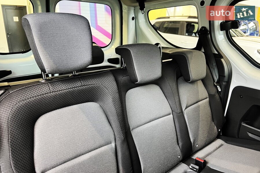 Renault Express - фото 18