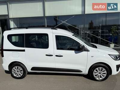 Новый Renault Express 2025 - фото 5