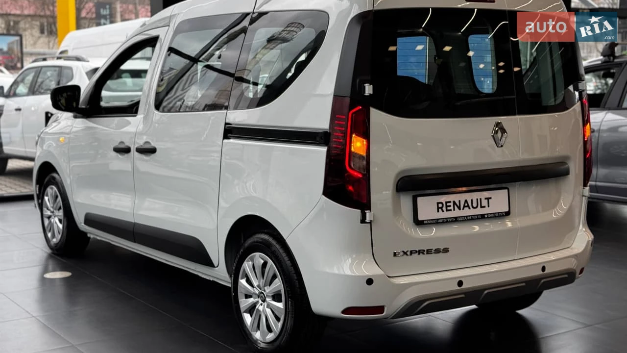 Renault-13