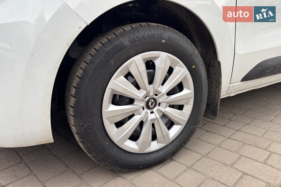 Renault Express - фото 7