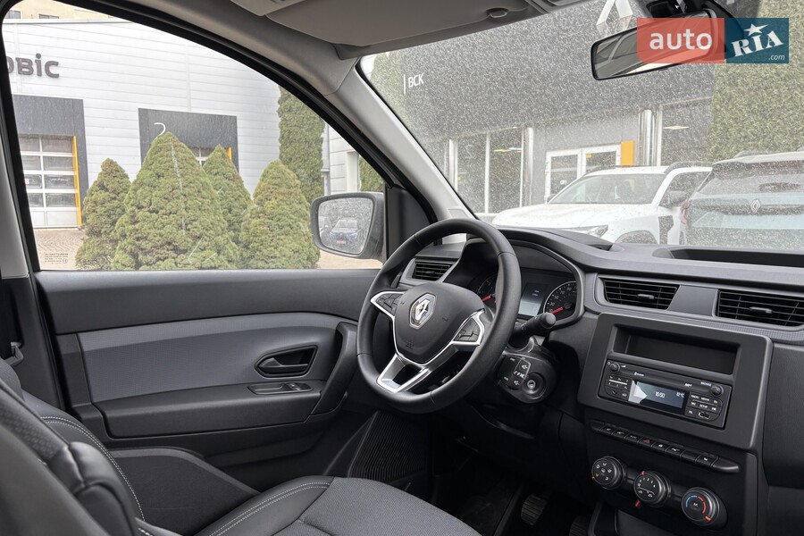 Renault Express - фото 13