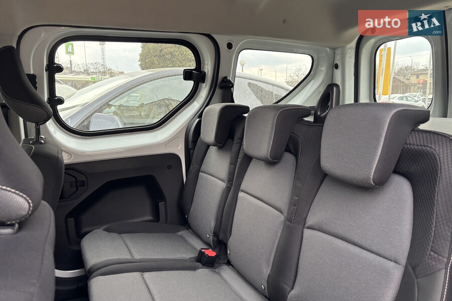 Renault Express - фото 17