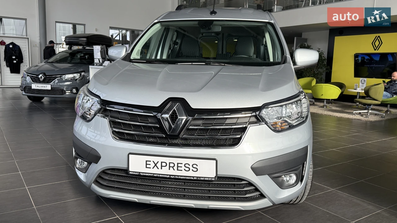 Renault-3