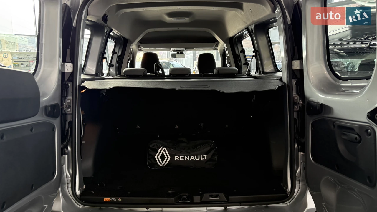 Renault-0
