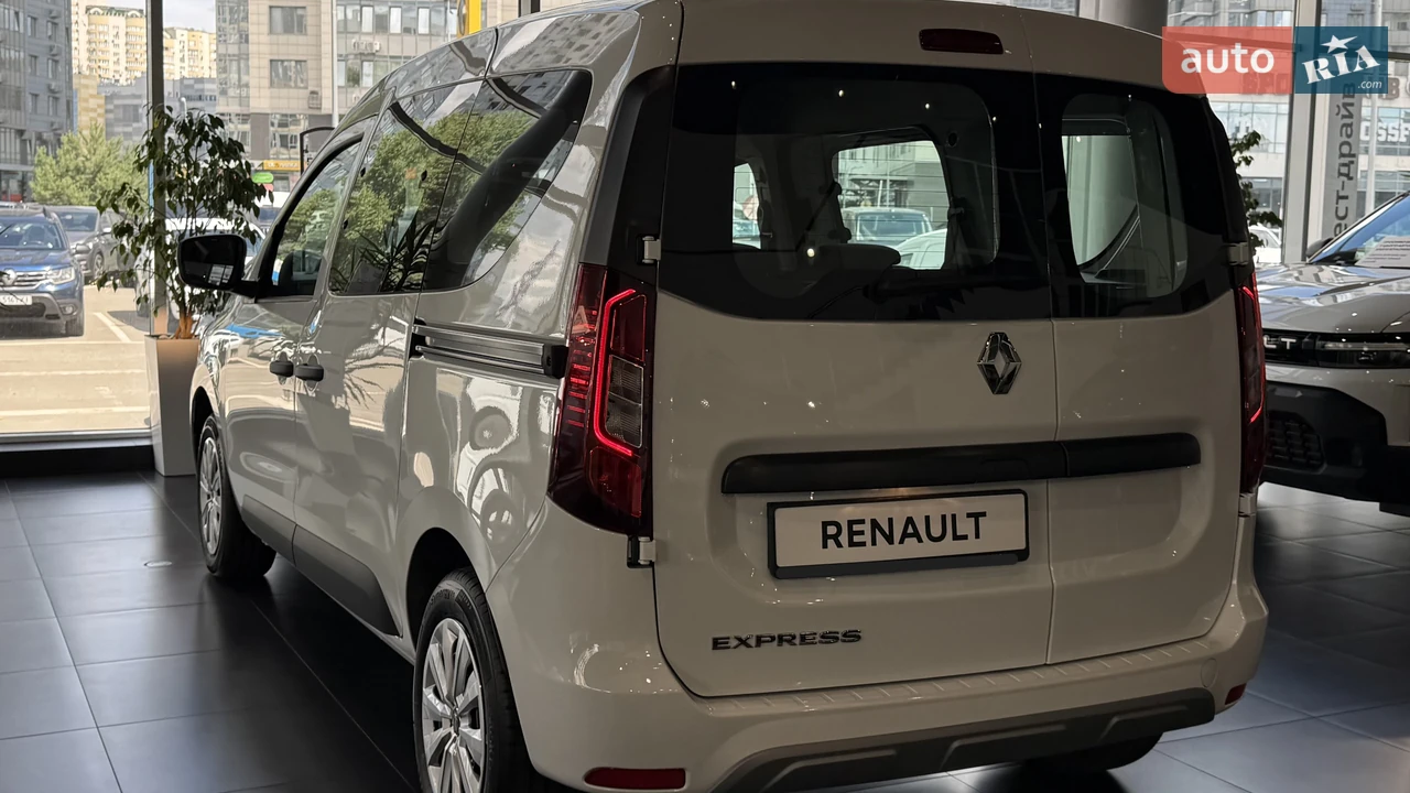 Renault-18
