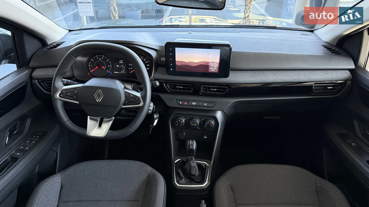 Renault-19