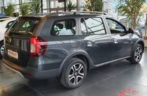 Renault Logan Stepway Ultramarine