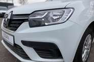 Renault Logan Life+