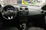 Renault Logan Life+