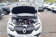 Renault Logan Life+