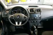 Renault Logan Life+