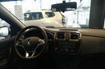 Renault Logan Life+