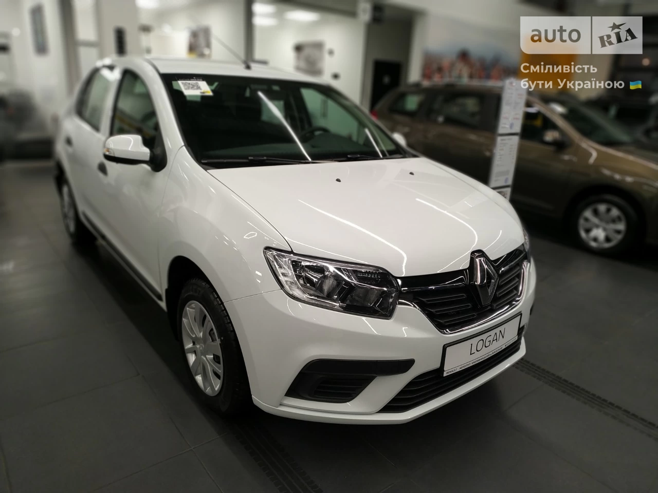 Renault Logan Life+