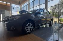 Renault Logan Life+