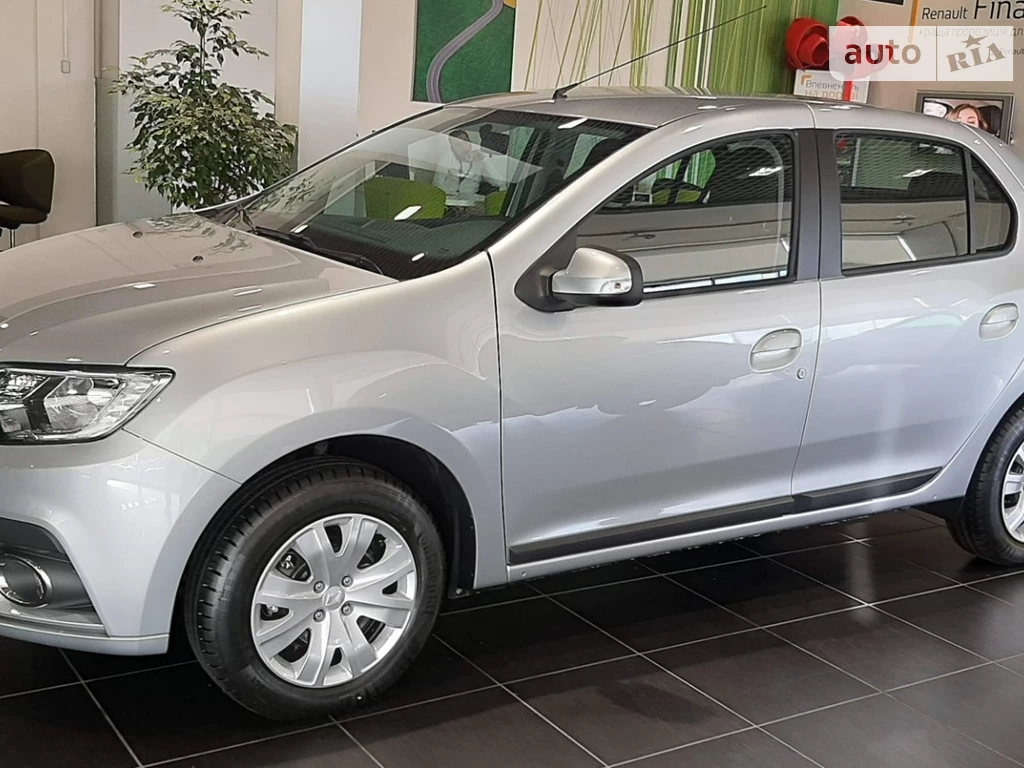 Renault Logan Life+