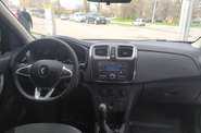 Renault Logan Life+