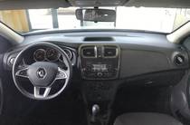 Renault Logan Life+