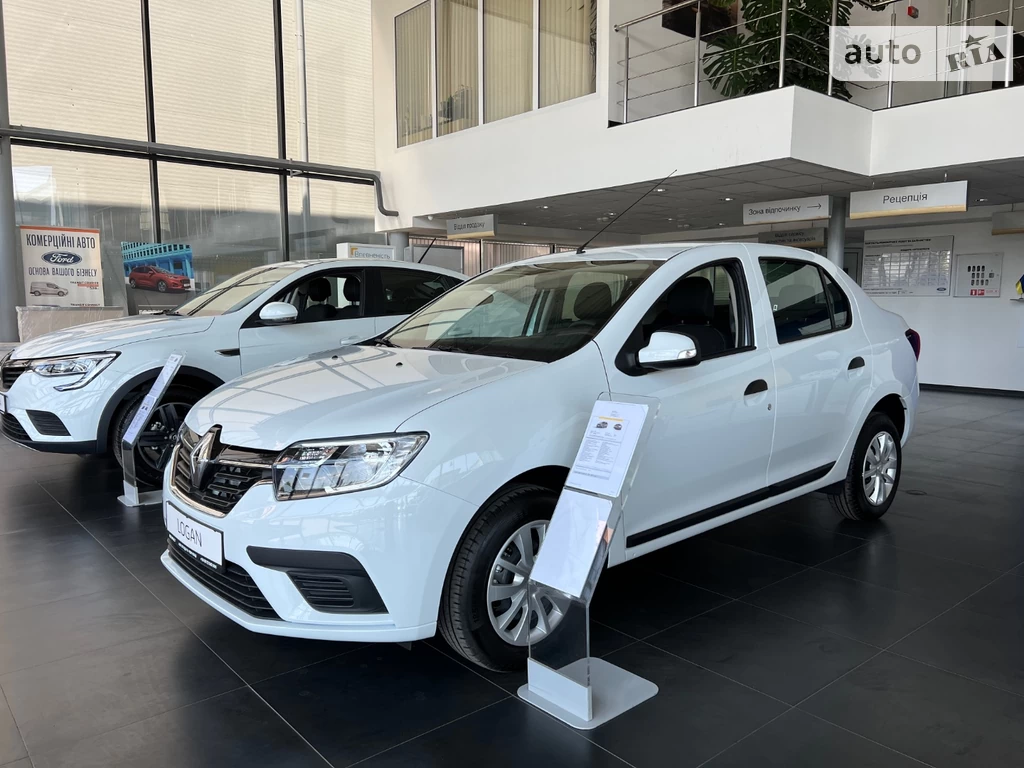 Renault Logan Life+