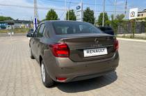 Renault Logan Life+