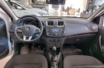 Renault Logan Life+