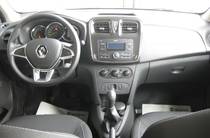 Renault Logan Life+