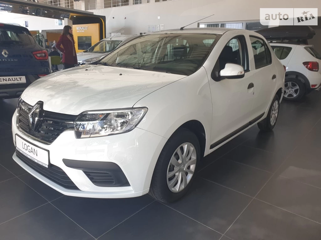 Renault Logan Life+