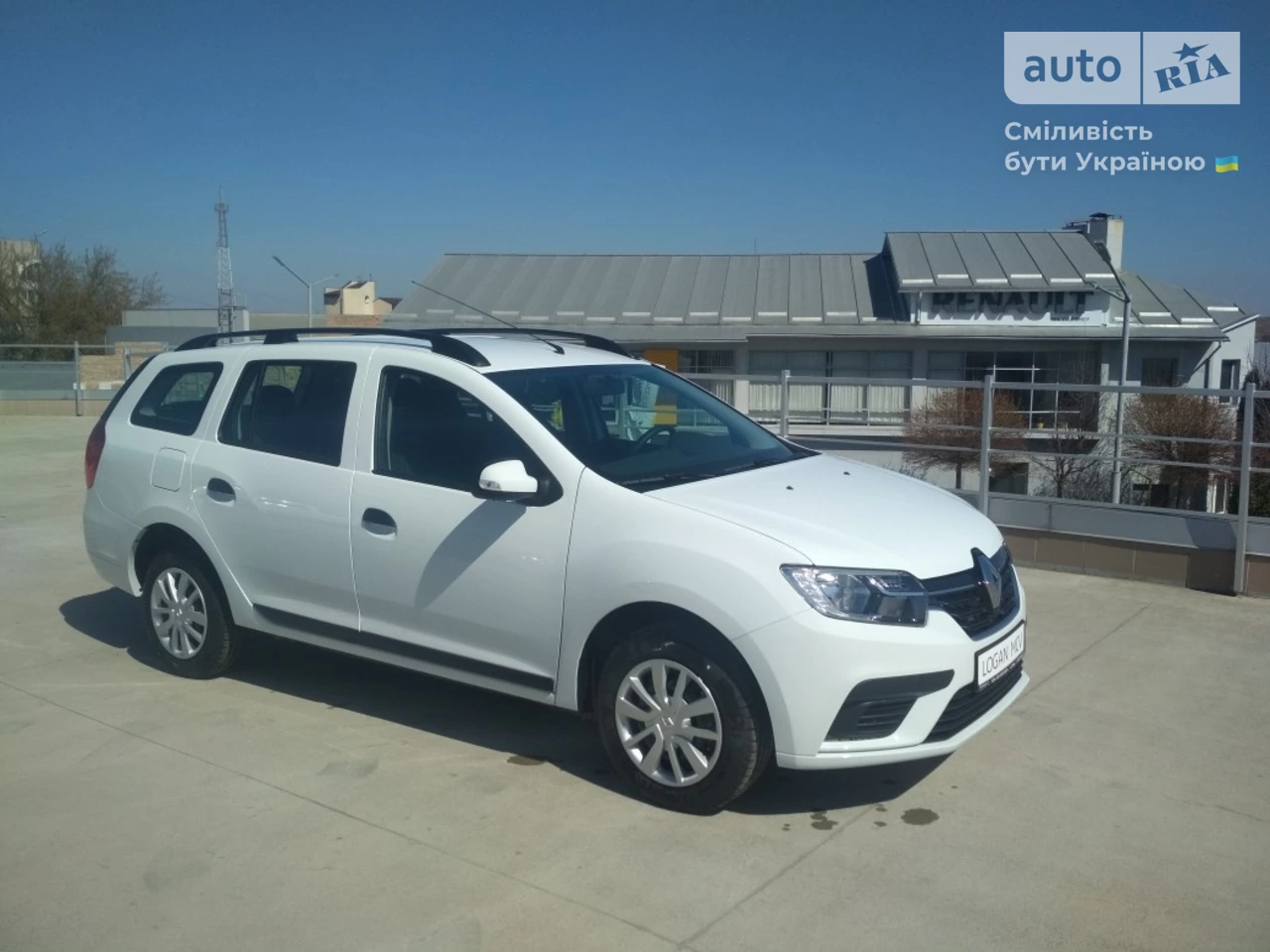 Renault Logan Life+